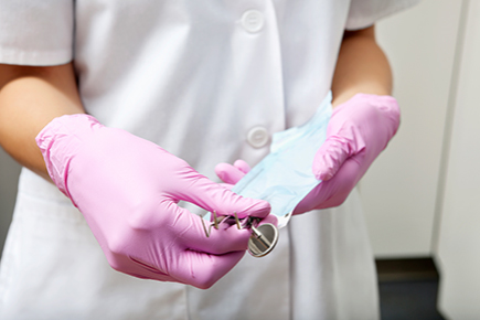 博多区比恵町・
                スノーデンタルオフィス・安心して治療を受けられる衛生管理